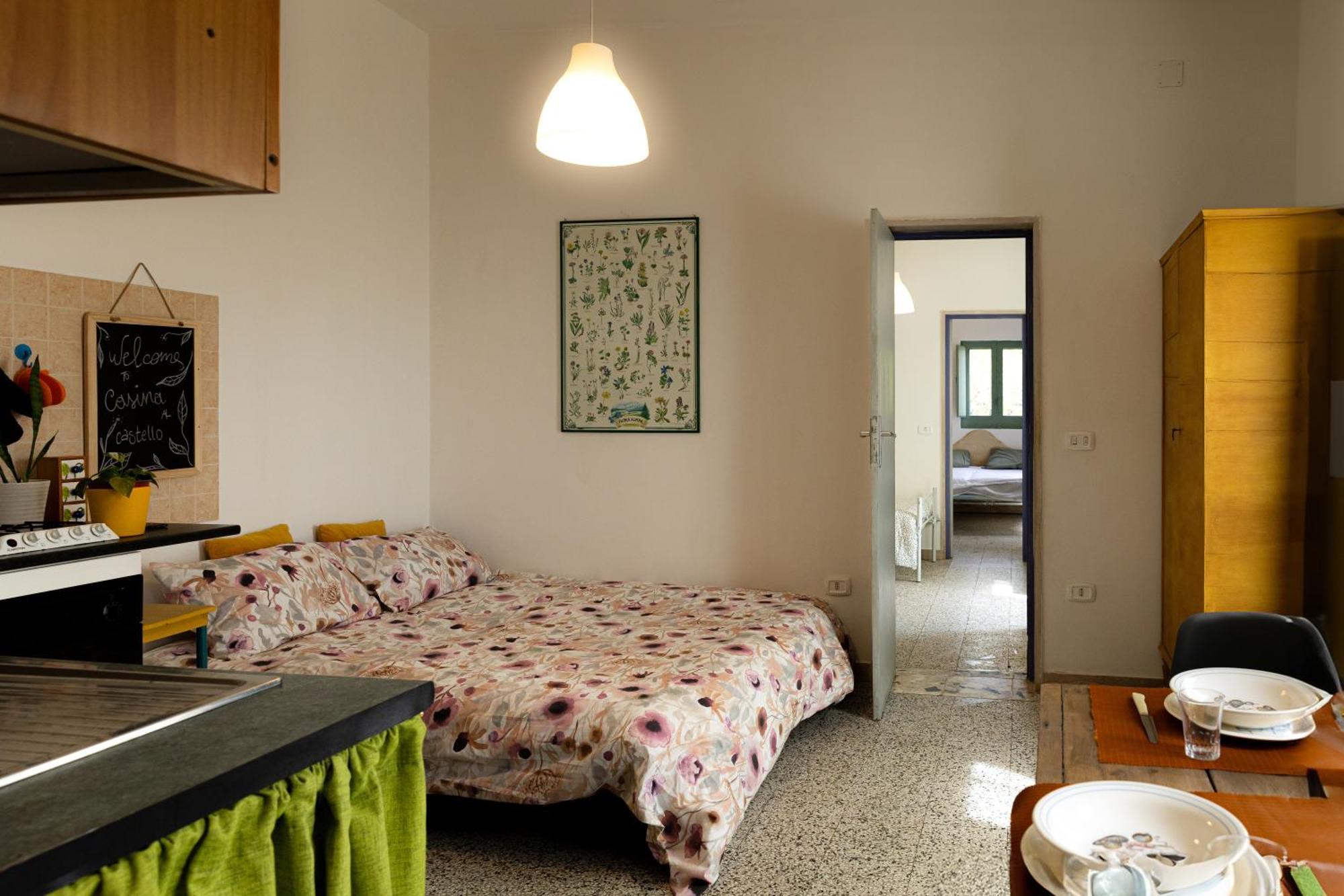 Casina Al Castello - Natura E Relax كاستل دل مونتي المظهر الخارجي الصورة